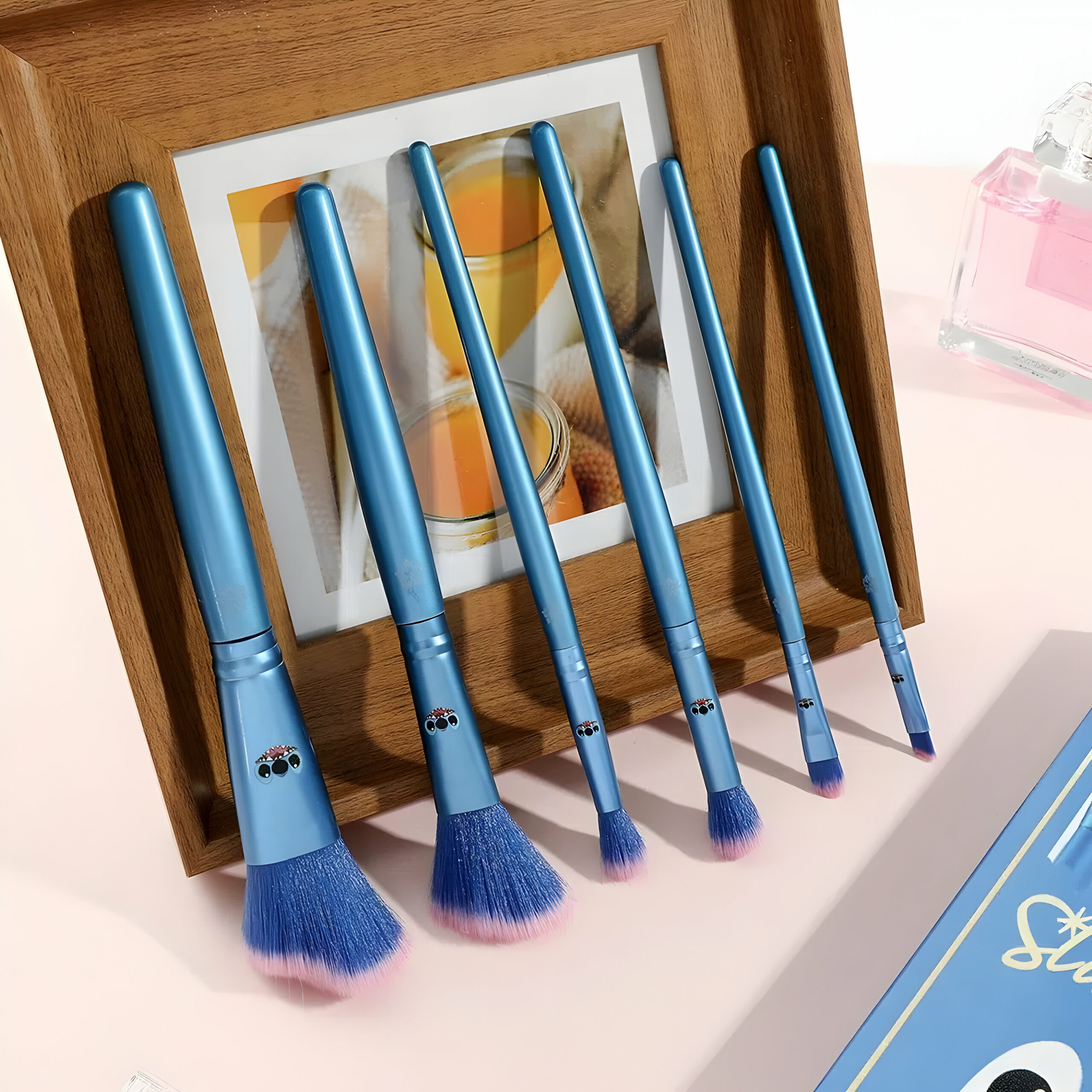 Set de 6 pinceaux de maquillage Stitch en plastique – Image 3