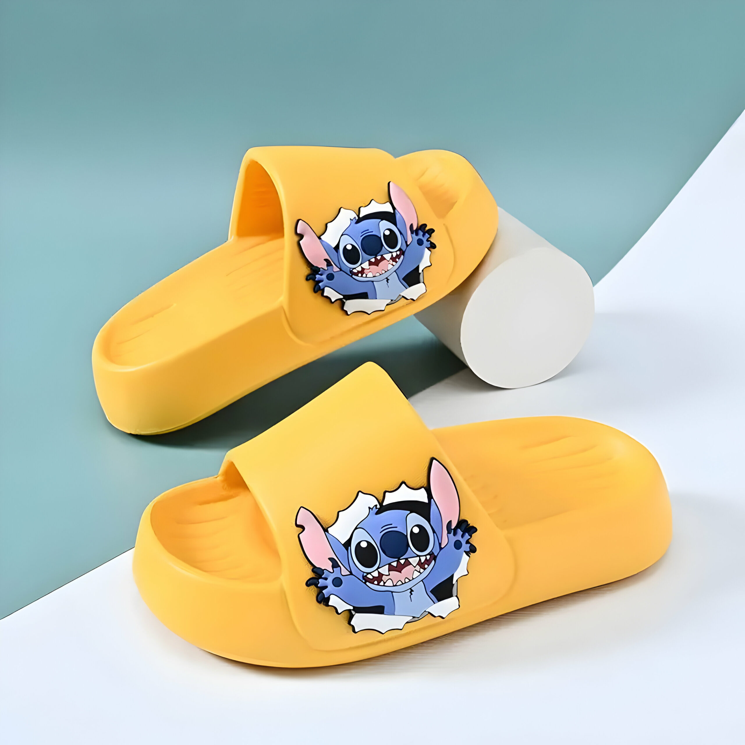 Claquettes Stitch en caoutchouc – Image 3