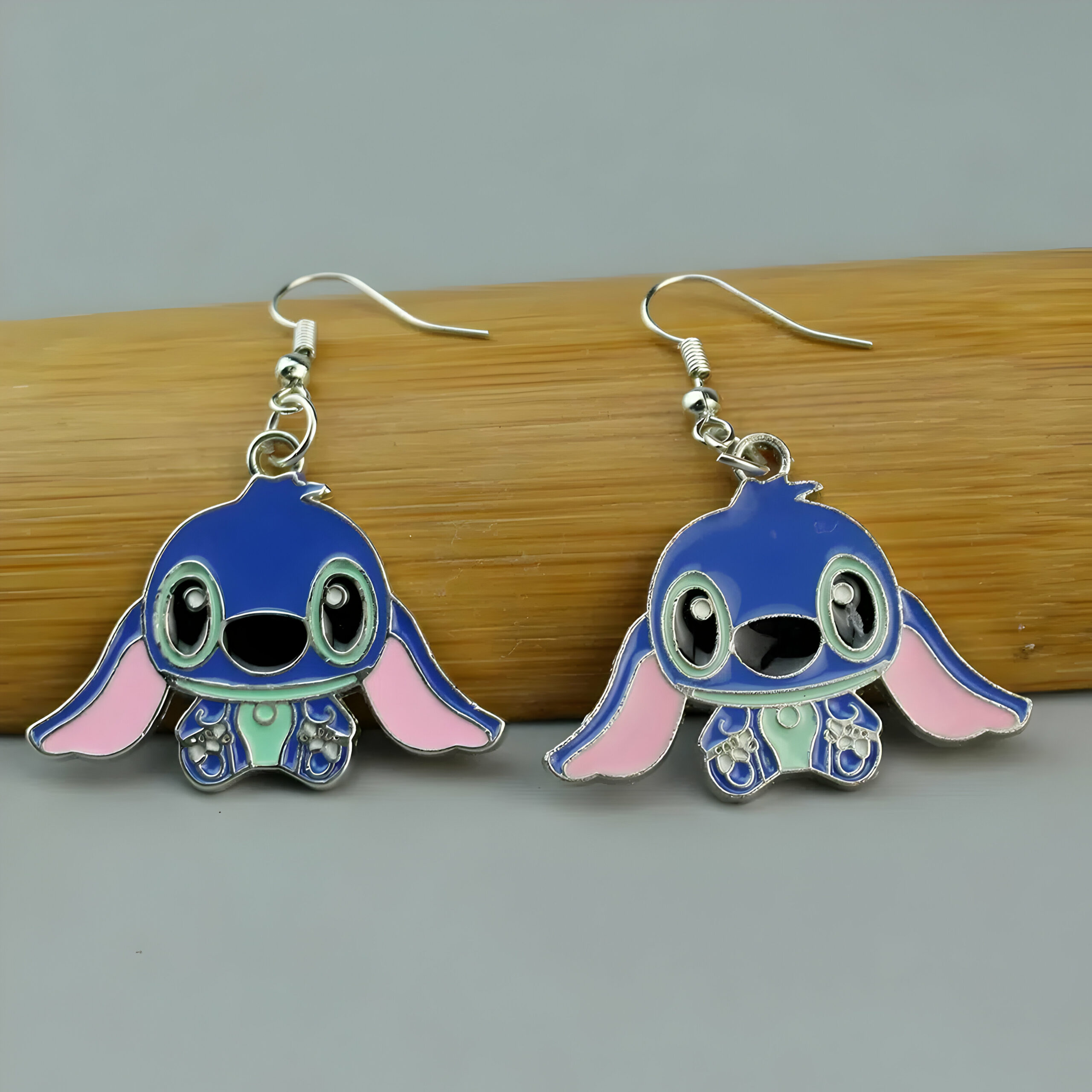 Boucles d’oreilles pendantes Stitch en alliage de zinc – Image 5