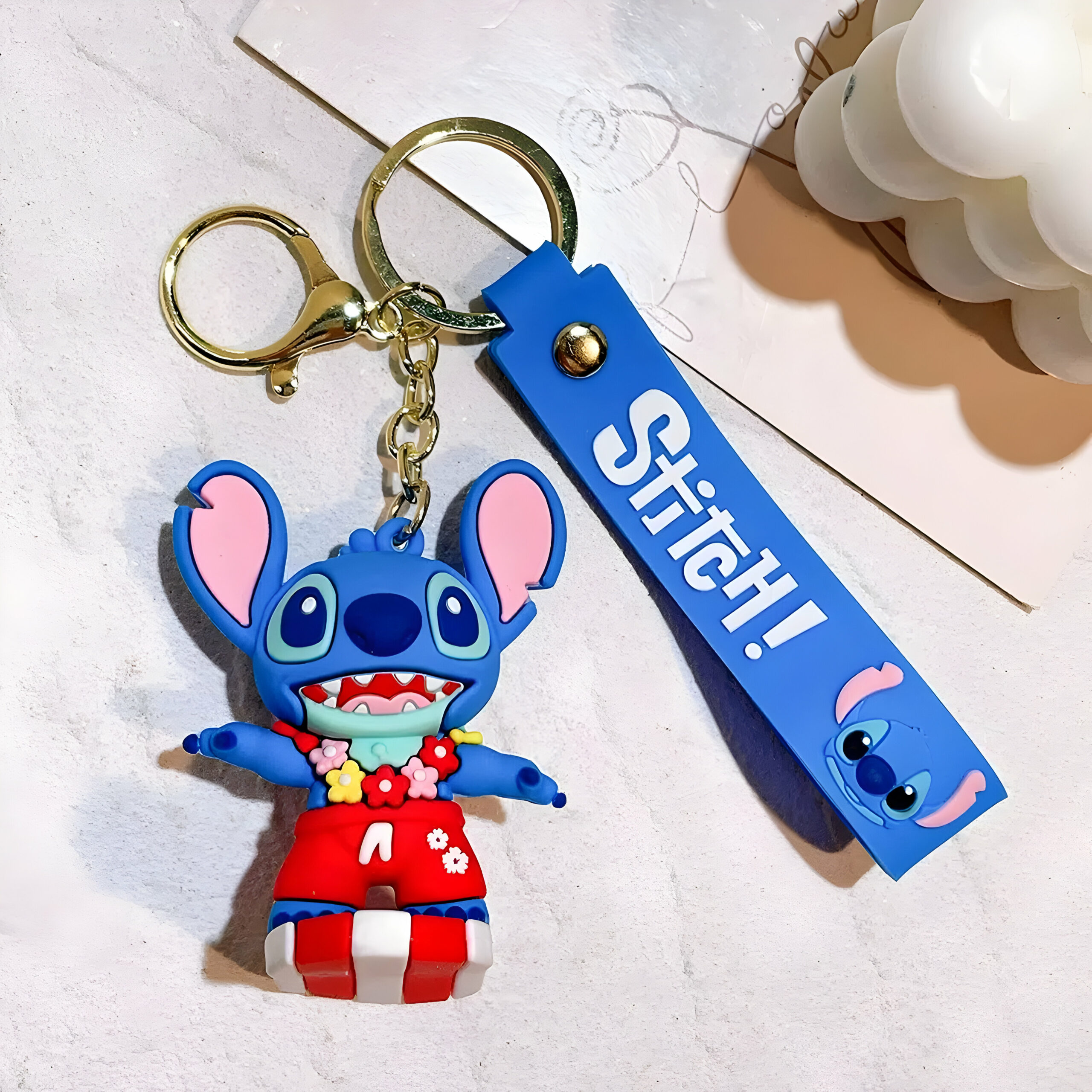 Porte-clé Stitch en plastique – Image 5