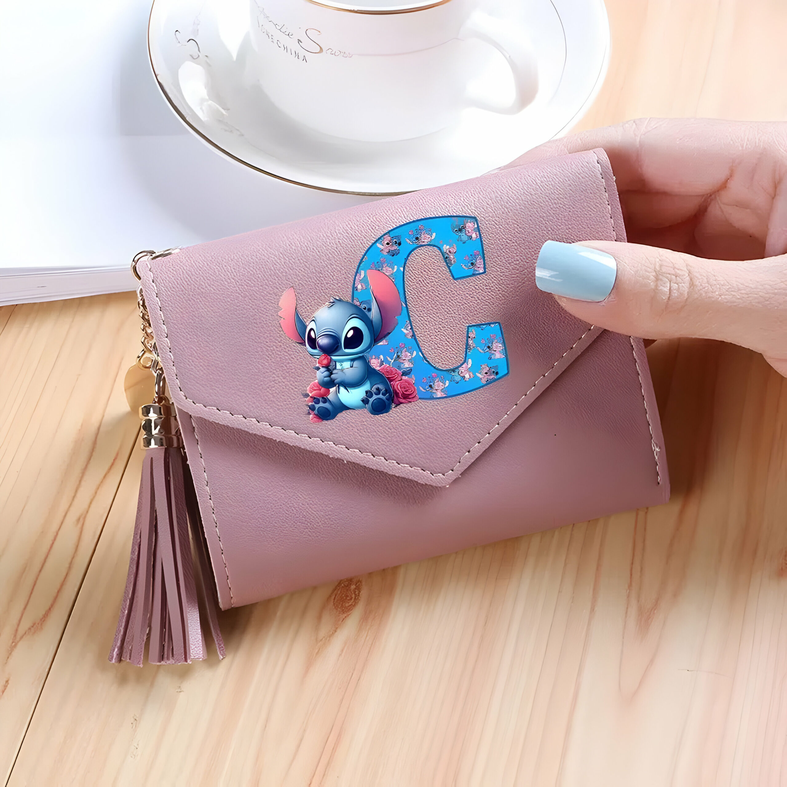 Porte-monnaie carré Stitch en simili cuir, modèle lettre – Image 3