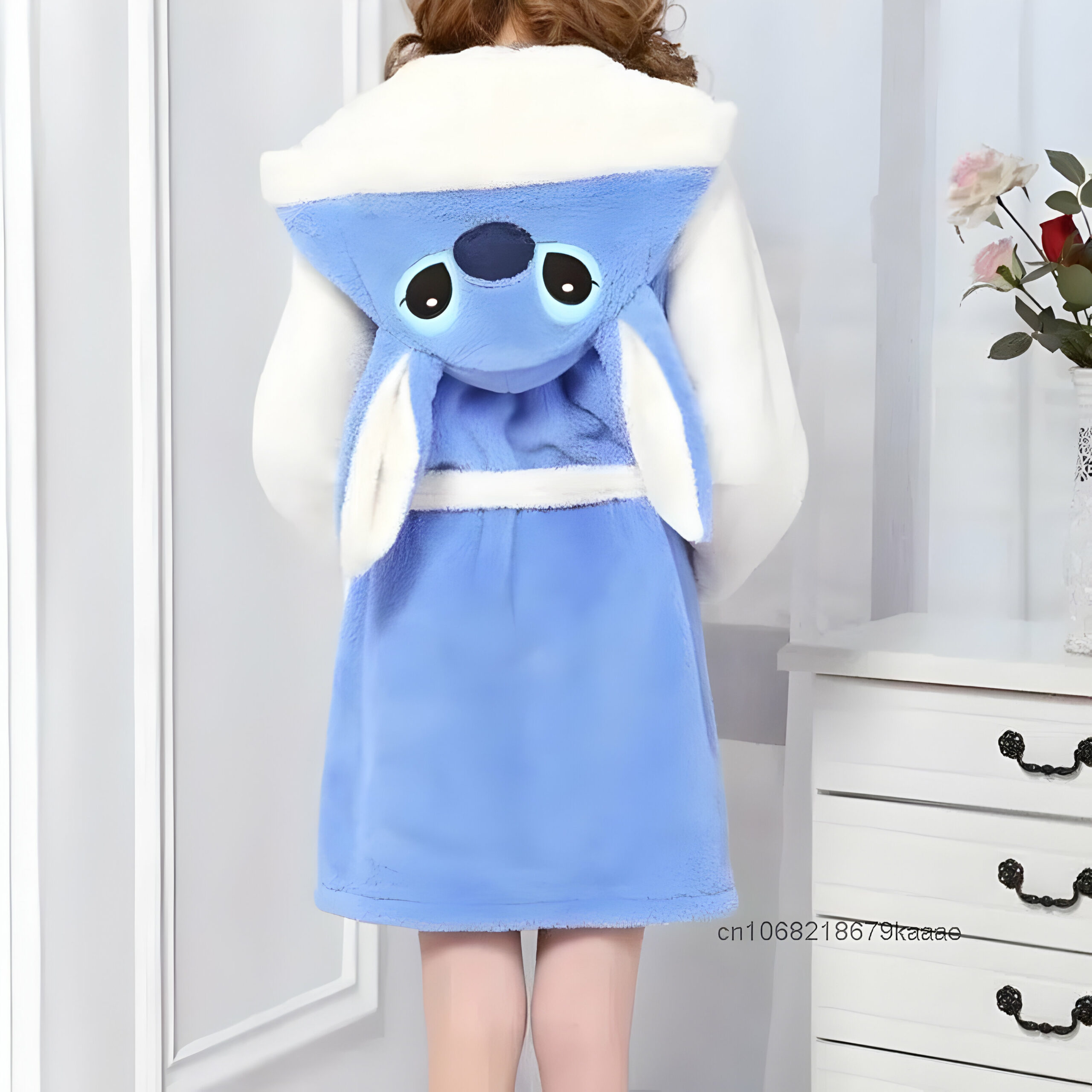 Peignoir femme Stitch en velours à capuche – Image 2