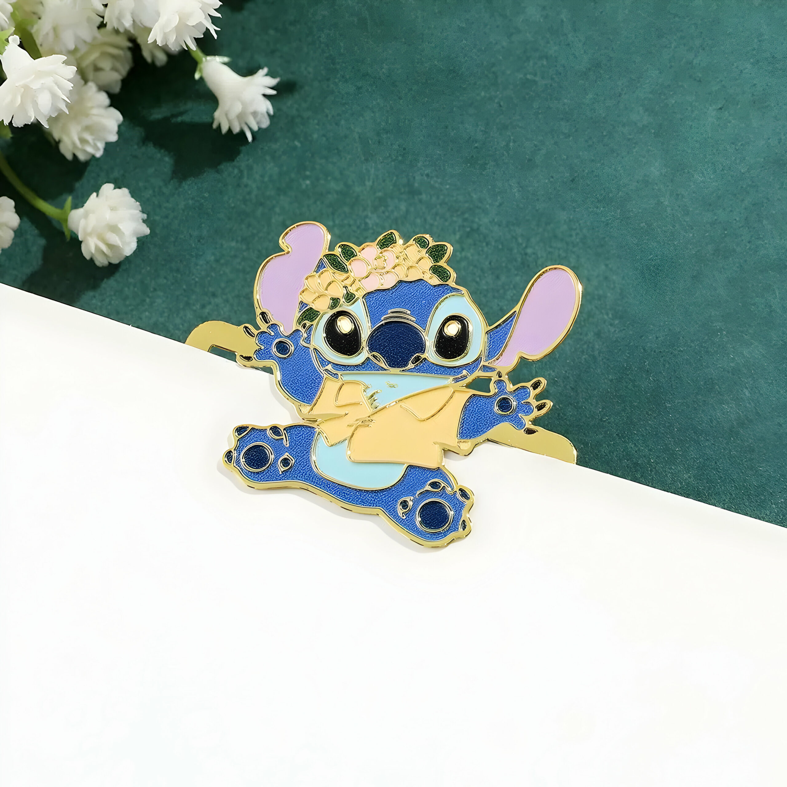 Mini marque-page Stitch en métal – Image 2