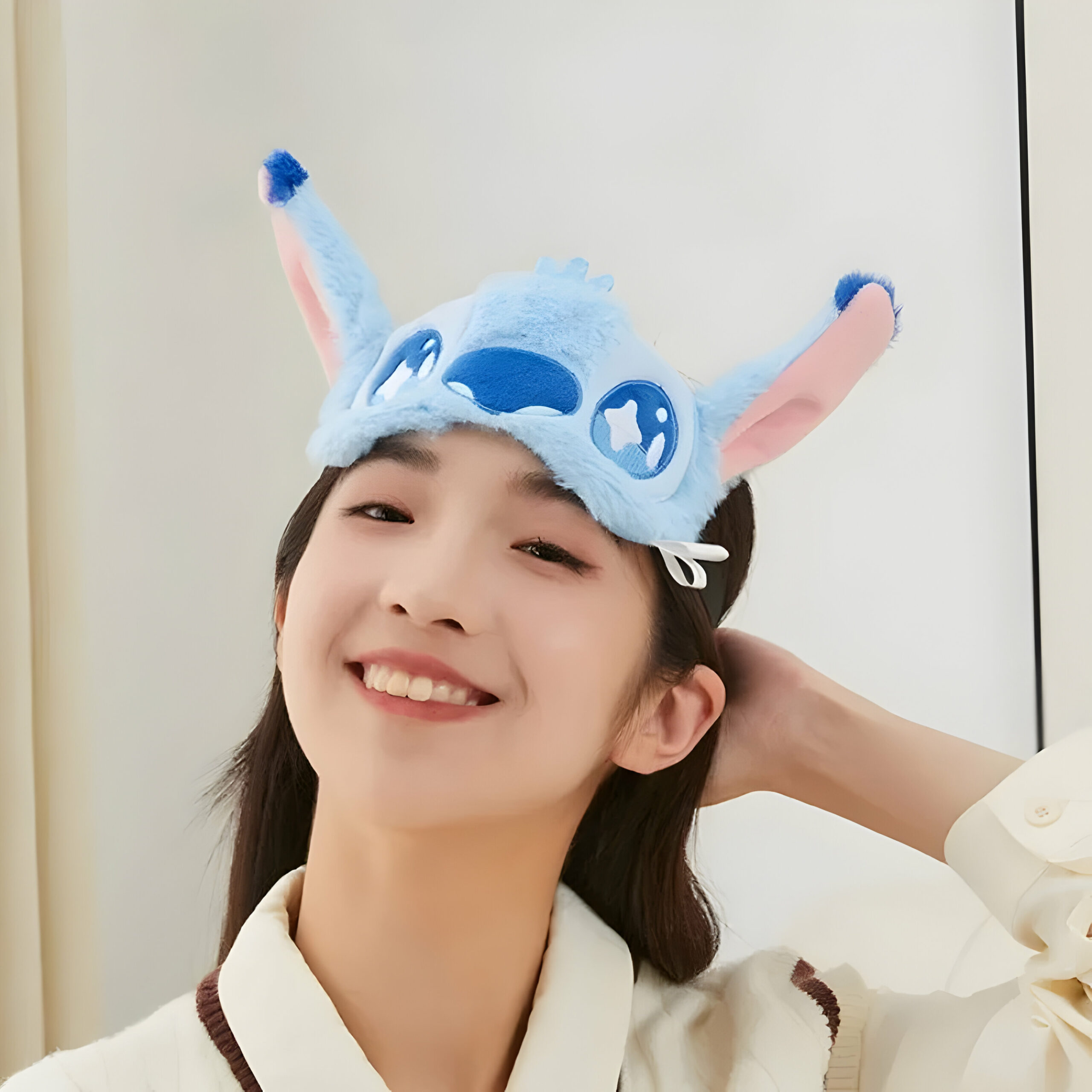 Masque de nuit Stitch en peluche – Image 4