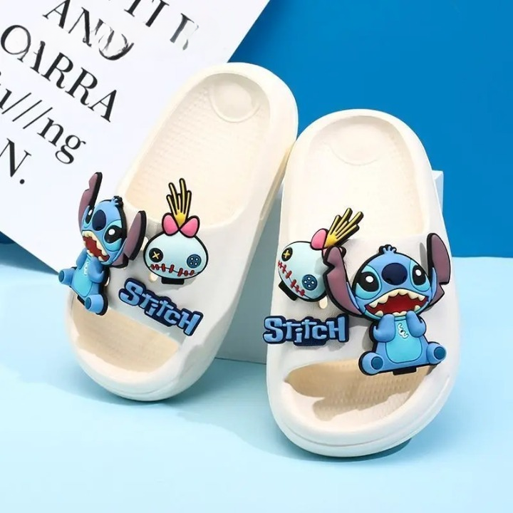Claquettes Stitch en Caoutchouc Ivoire Stitch assis